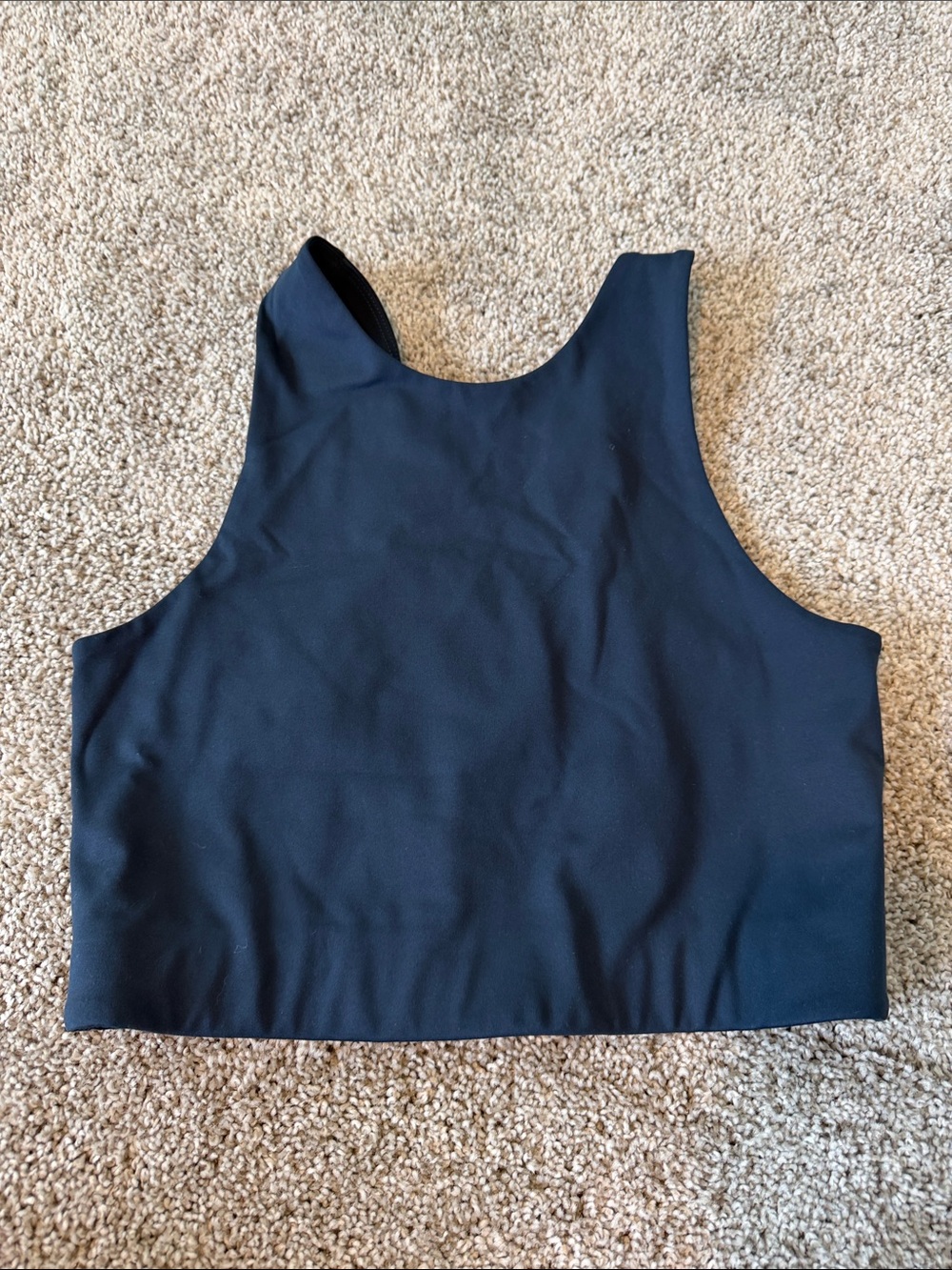 Girlfriend collective crop top (Size M)